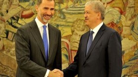 ملك إسبانيا يستقبل سلال بمدريد
