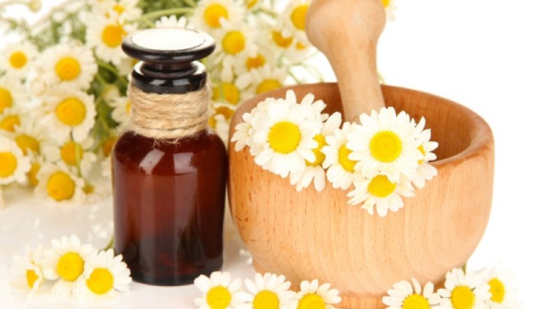 زيت البابونج لجمال مبهج