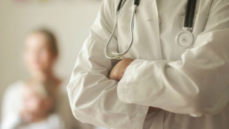 آلام الحوض الحادة عند النساء