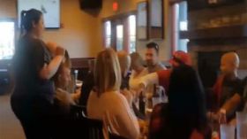 سيدة تهدي كليتها لزوجها المريض في عيد ميلاده!