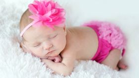 البنات هنّ رياحين القلوب