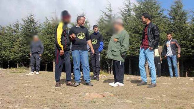 طلبة جامعة البويرة ينظمون رحلة ترفيهية لفائدة نزلاء دار العجزة