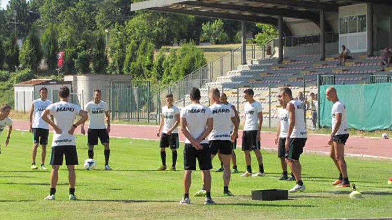 العالم يتابع تدريبات ساسولو ومباريات روسيا البيضاء