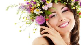 إليك سر إشراق البشرة في فصل الربيع؟!