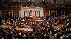 خبراء: أمريكا تتجه نحو انهيار مالي آخر