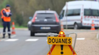 France: un douanier tué par un homme armé