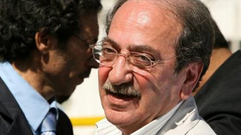 ‮”‬شبيحة‮”‬‭ ‬الفن‭ ‬يتمسكون‭ ‬بالأسد‭ ‬ويدعمون‭ ‬جرائمه‭ ‬