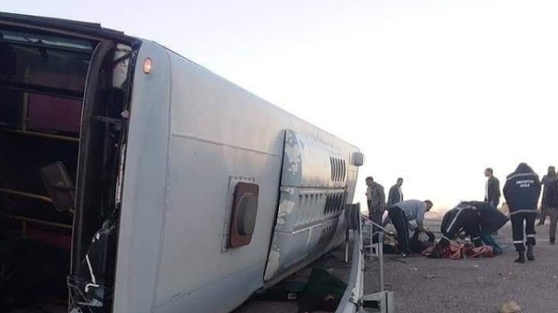 10 قتلى و22 جريحا في انقلاب حافلة بسوق أهراس