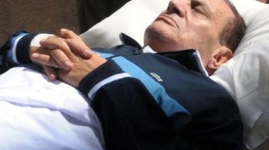 Égypte : le procès de Moubarak reprend