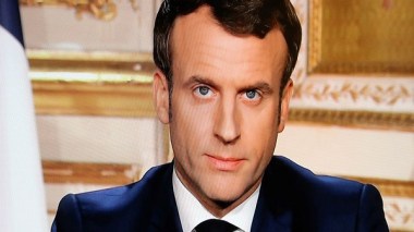 Macron annonce un confinement total pour 15 jours et mobilise l’armée