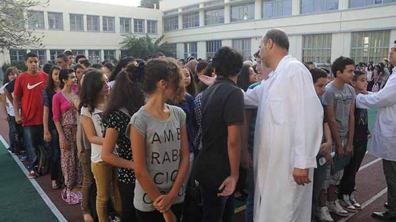 قوانين داخلية في المدارس لمحاربة الانحلال والعري