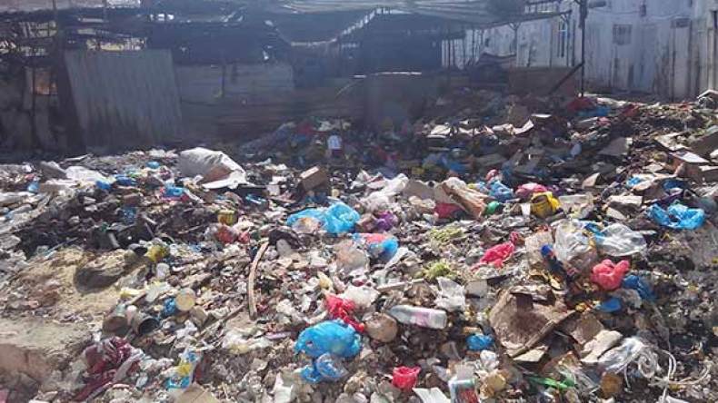 كارثة بيئية وصحية بالسوق العتيق بالوادي