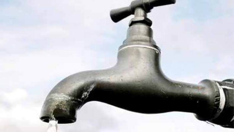 غياب الضغط حرم السكان من التزود بالمياه في عز الصيف