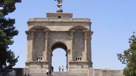 “نصب الأموات” بقسنطينة ملاذ الزوار للاسترخاء بين أسوار التاريخ