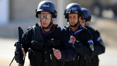 Algeria steps up surveillance on borders with Tunisia