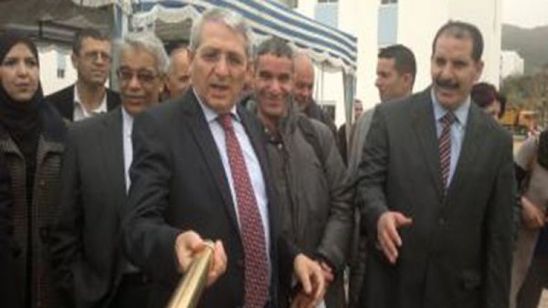 تعليمات بتسليم المشاريع في وقتها المحدد بالمدية
