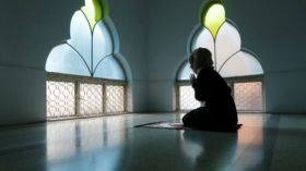 صلي.. ففي سجود قلبك نسيانه!