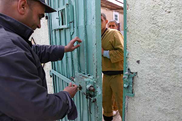 Algeria Parliament members to discuss prisons law soon