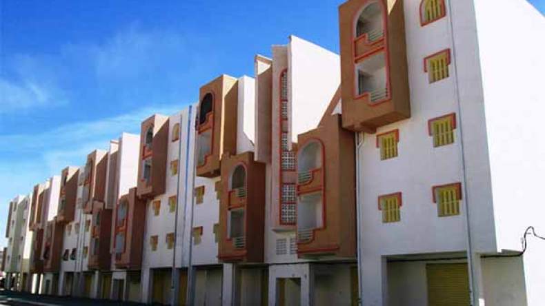 والي البويرة يجمد نشر القوائم السكنية بسور الغزلان وأمشدالة