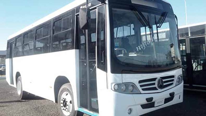 حافلات رباعية الدفع بمواصفات عالمية لفك العزلة عن ولايات الجنوب