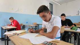 الترخيص للمتمدرسين بالاطلاع على أوراق الفروض والاختبارات