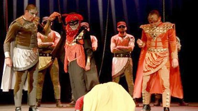 مسرح باتنة الجهوي يقطف العنقود الذهبي