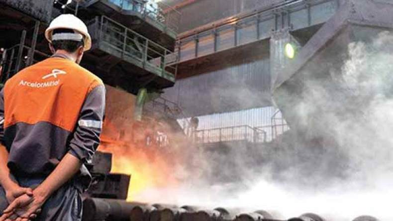 أزمة المياه تعطّل الفرن العالي وتوقّف إنتاج الحديد بمركب الحجار!