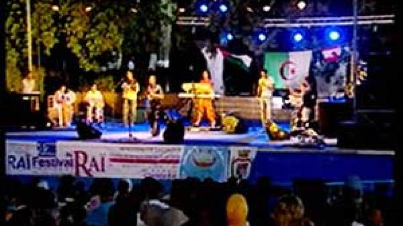 جمع توقيعات لمنع نقل مهرجان الراي إلى بلعباس