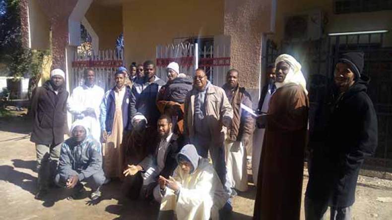 وقفة احتجاجية لزبائن “الجوية الجزائرية” بإيليزي