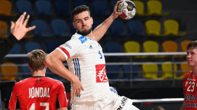 على طريقة زيدان.. نديم رميلي يواجه الجزائر مع فرنسا