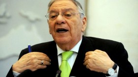 ولد عباس يرد على بلخادم: لا توجد مناصب شاغرة في الأفلان