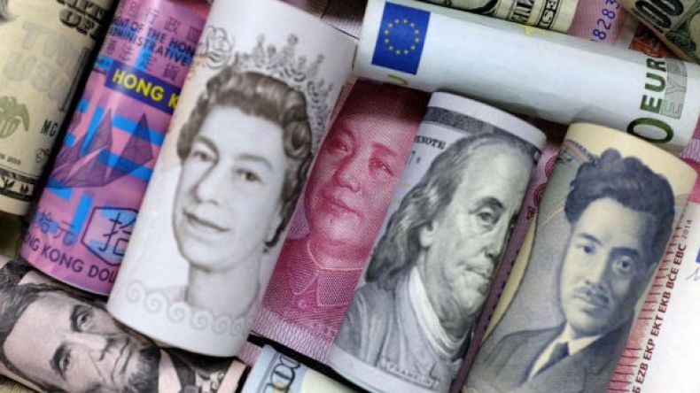 ترامب يعطي دفعة قوية للدولار في الأسواق العالمية