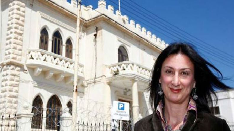 دافني غاليزيا.. قادت تحقيق وثائق “بنما” وكشفت فساد المسؤولين