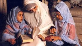 طفلك كالعجينة اصنعي منه ما شئت!