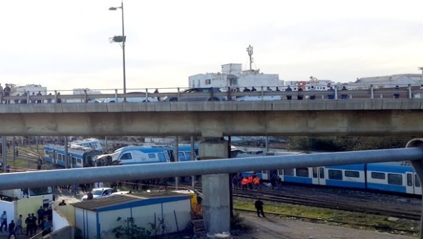 Déraillement d'un train à Alger: un décès et 57 blessés