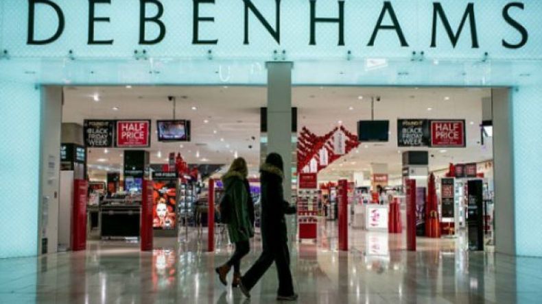 دبنهامز.. أوَّل متجرٍ عالمي ضخم يبيع الحجاب وملابس المسلمات