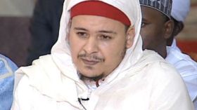 إمام مغربى: إصابة المرأة بسرطان الثدي عقاب لها على الملابس العارية!