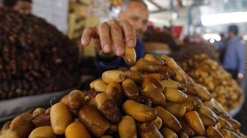 الحكومة تفتّش عن زبائن “دقلة نور” والبطاطا بأسواق 18 دولة!