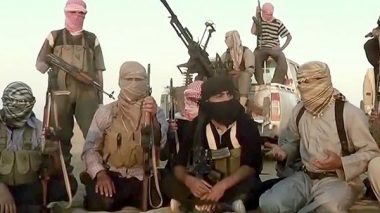 Plus de 300 terroristes activent en Algérie