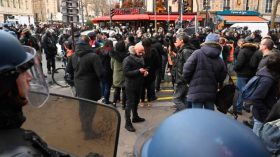 Paris: Manifestation surprise dans le métro contre les réformes des retraire