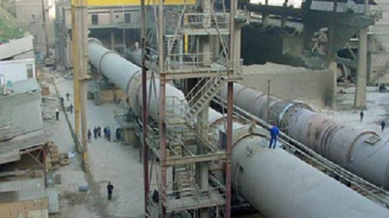 الجزائر: 11 محطة لصناعة الاسمنت عملية نهاية 2013
