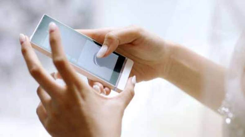 “عروس” تدعي اختطافها وتطلب فدية من خطيبها