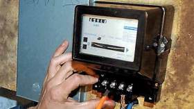 سونلغاز بجاية تهدد بقطع الكهرباء عن المتخلفين عن دفع الفواتير