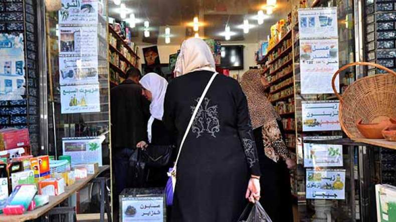 محلات الأعشاب والرقية تستقطب الجزائريين أكثر من المستشفيات