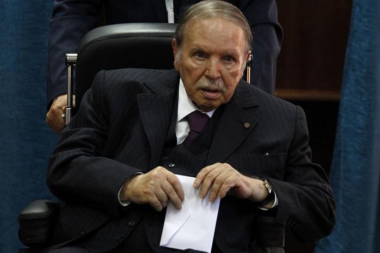 Bouteflika candidat officiel à la présidentielle