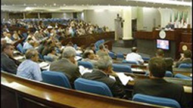 APN: examen du plan d'action du gouvernement