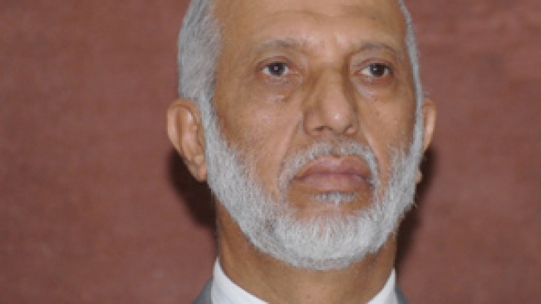 خمسة  جرحى  في  حالة  خطيرة  والأمن  يطوق  محافظة  الأفلان  بعنابة