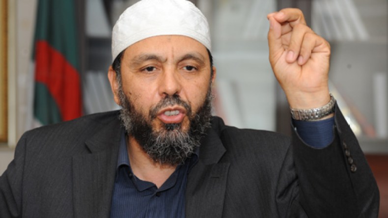 جاب الله من تيارت: “سنوزع ريع البترول على الشباب”
