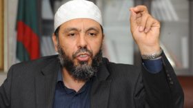 جاب الله ينفي التحريض على “ثورة الياسمين” بالجزائر