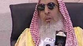 مشايخ السعودية يحرمون المظاهرات